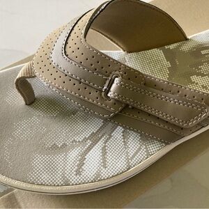 Women’s Clarks Brinkley Keely Sandal Size 10